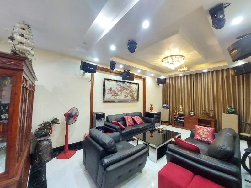 Bán nhà Bồ Đề,Long Biên 5 tầng,100m,mt8.6m oto đỗ mặt hồ nhỉnh 15 tỷ - Ảnh 1